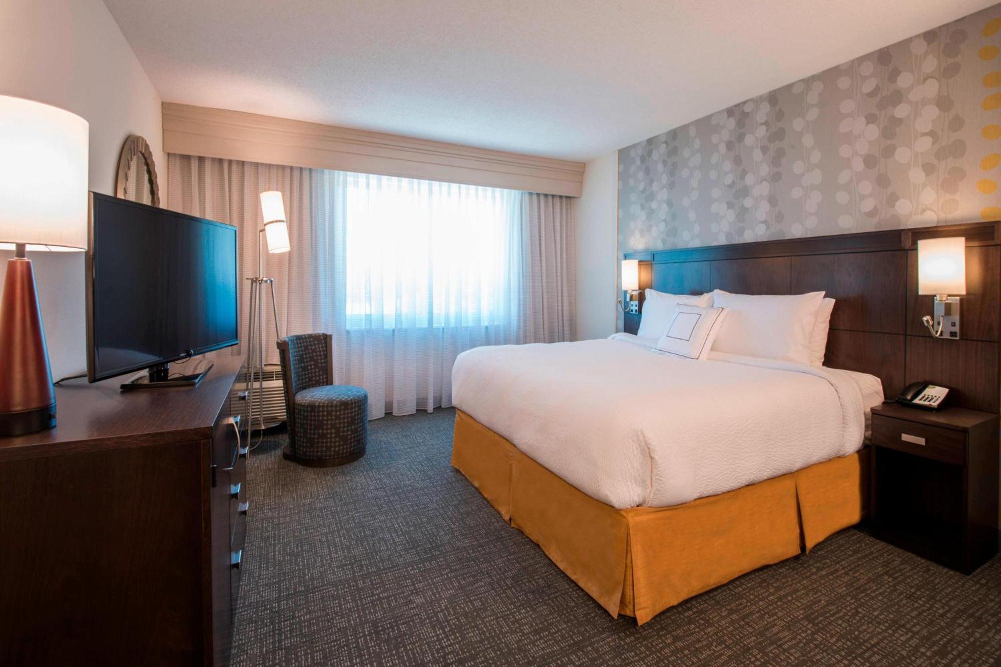 Hotel Courtyard By Marriott Columbus Exterior foto