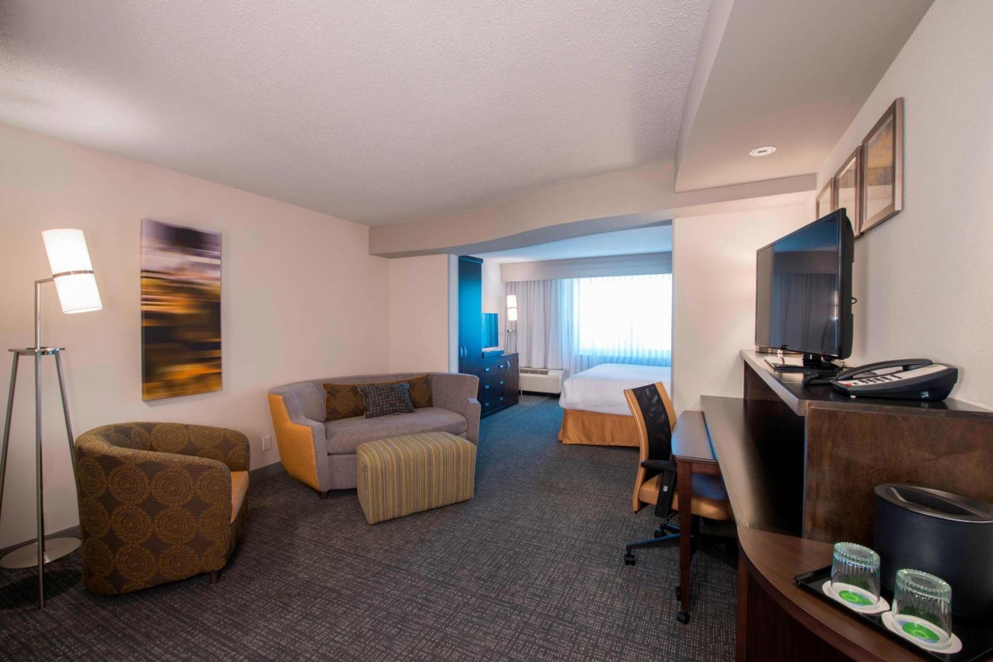 Hotel Courtyard By Marriott Columbus Exterior foto